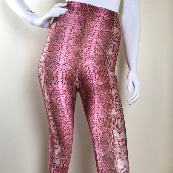SALE! Snake Print Leggings - Picture 3 of 7